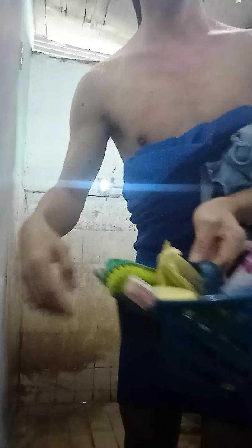 Uwagan na Reyna sa balat ng lupa
