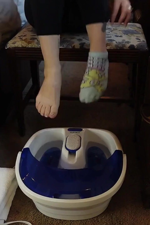 Watch the Suds Dance Around My Tiny, Tired Soles
