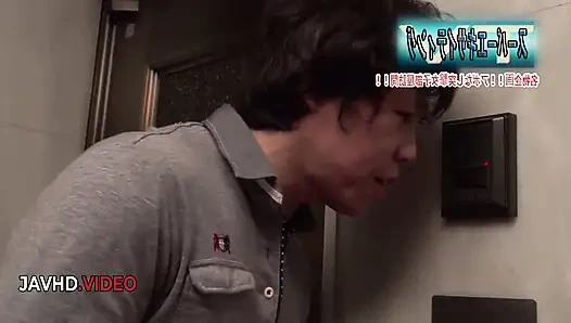 Maki horiguchi nyepong kontol sensual jepang