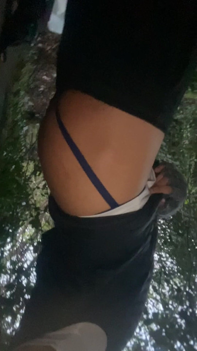 Hungry ass outdoors