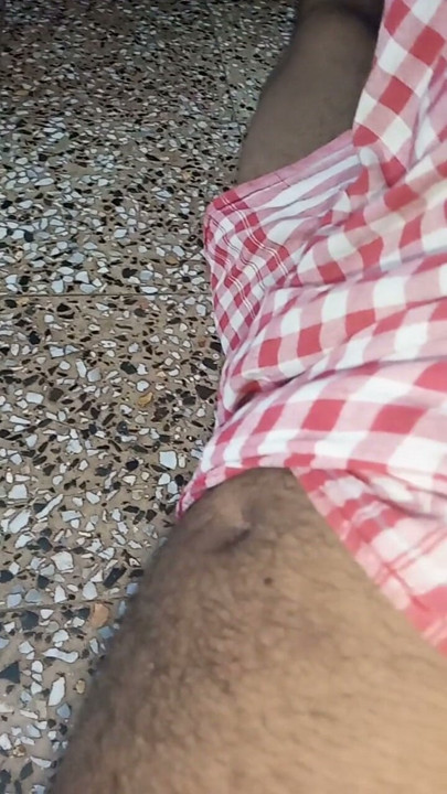 Massage in kantoorkamer mijn vrouw anaal | Clip 2