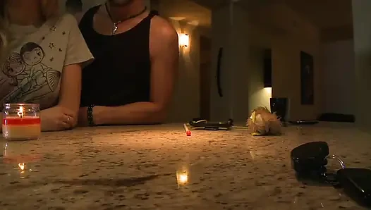 Geiles blondes teen lässt ihren freund sie vor der kamera ficken