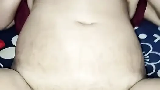 Meri Randi biwi lund maang rahi hai