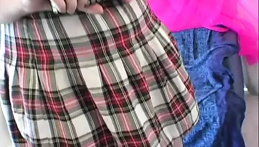 Винтажная красивая возбужденная пышка обожает член и с завязанными глазами