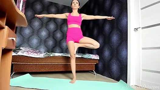 Sexy yoga-flow in kurzen shorts - beine, Füße & tiefe dehnungen