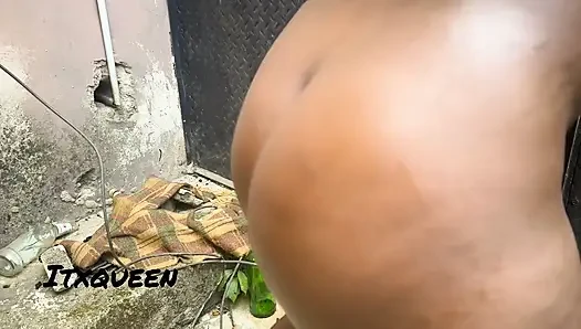Cewek itu cuma pengen diuji sama kontol afrikaku