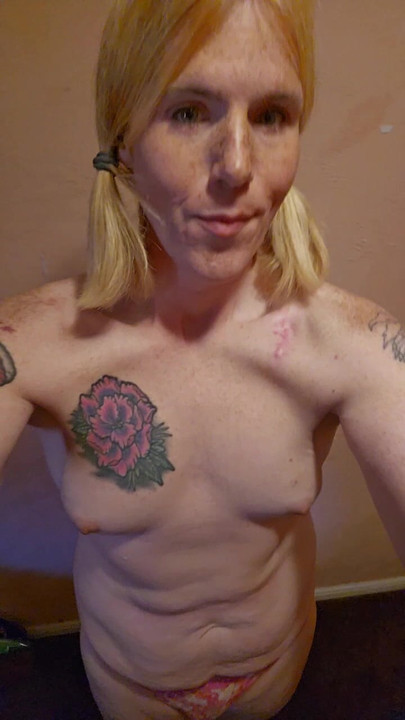 Chubby trans girl bounces up and down
