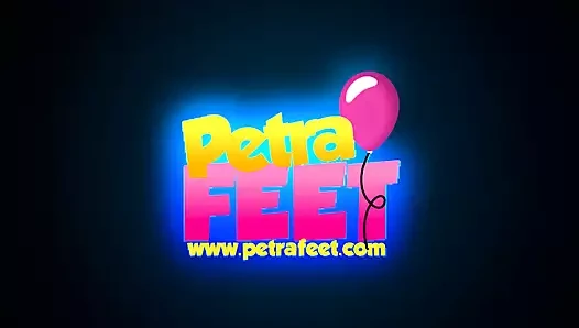 Streaming porn video – Her beauty face on cam