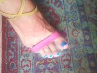 Mes pieds avec une nouvelle couleur