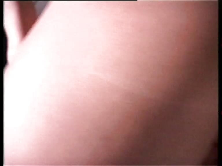 Καυτό τρίο με μια άγρια άσχημη κοκκινομάλλα σκύλα