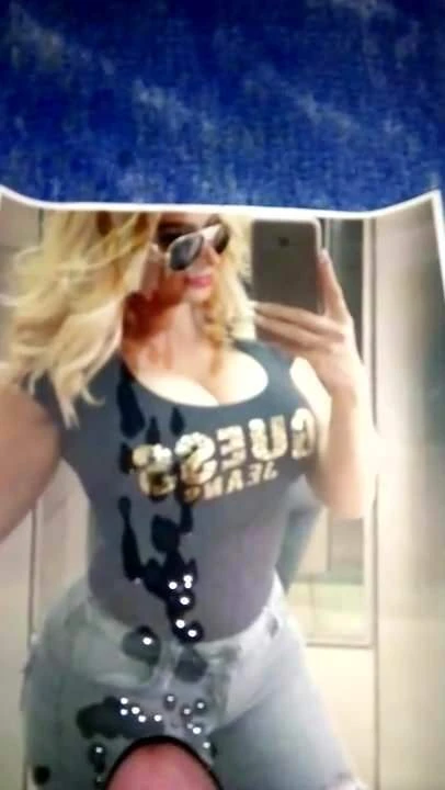 Cumming on instagram model Tigrafashion