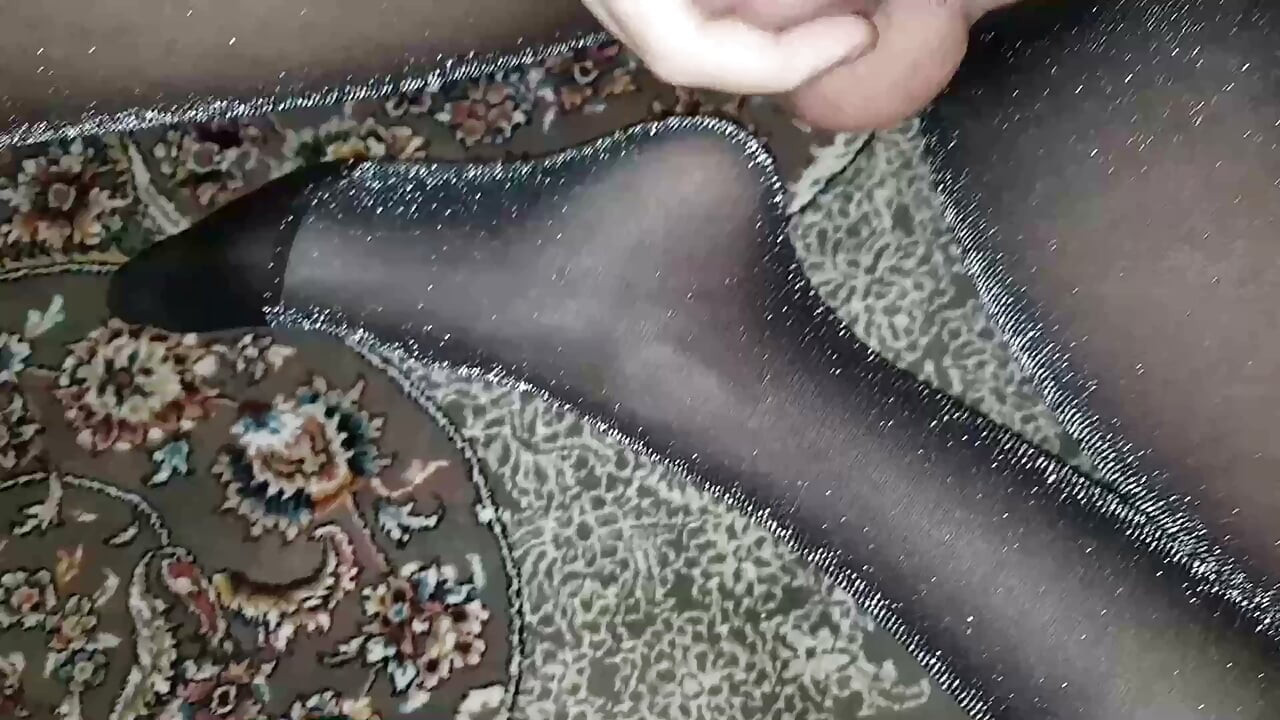 Dani Leg Black Pantyhose Cumshut