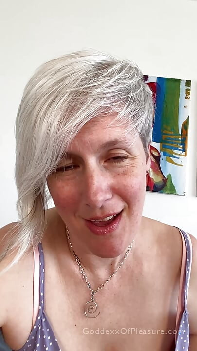 Reife MILf macht dich zu einem mann - ganz natürlicher MILf WICHs-countdown