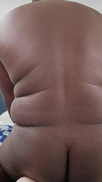 Semaj Media - Redhead Empress Elflie Gets Bedroom Creampie from A Thick BBC