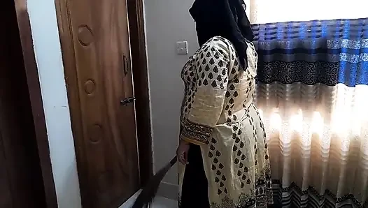 Indian Maid Fucked by Boss While Sweeping Office - Big Ass Creampie