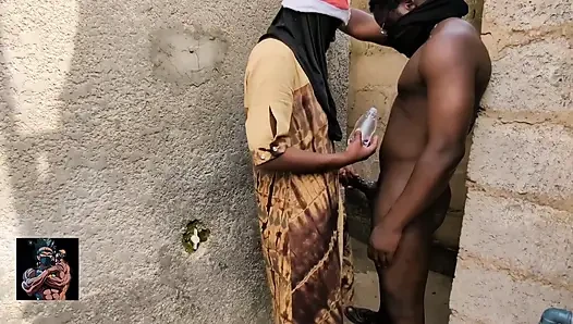 Lil yarak Noel gününde seksi şeker amcığı sikiyor