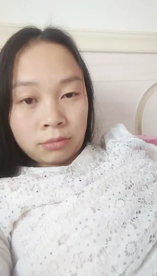 Chinese without makeup beauty