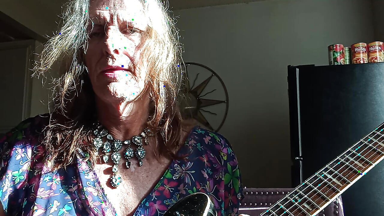 Lizzy Yum SFW SD August 2025 Dilating #83 (love bus Lords of acid)