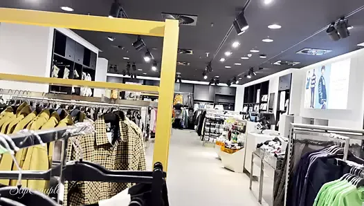 Babe gives risky Public Handjob and Blowjob in the middle of a clothing store!