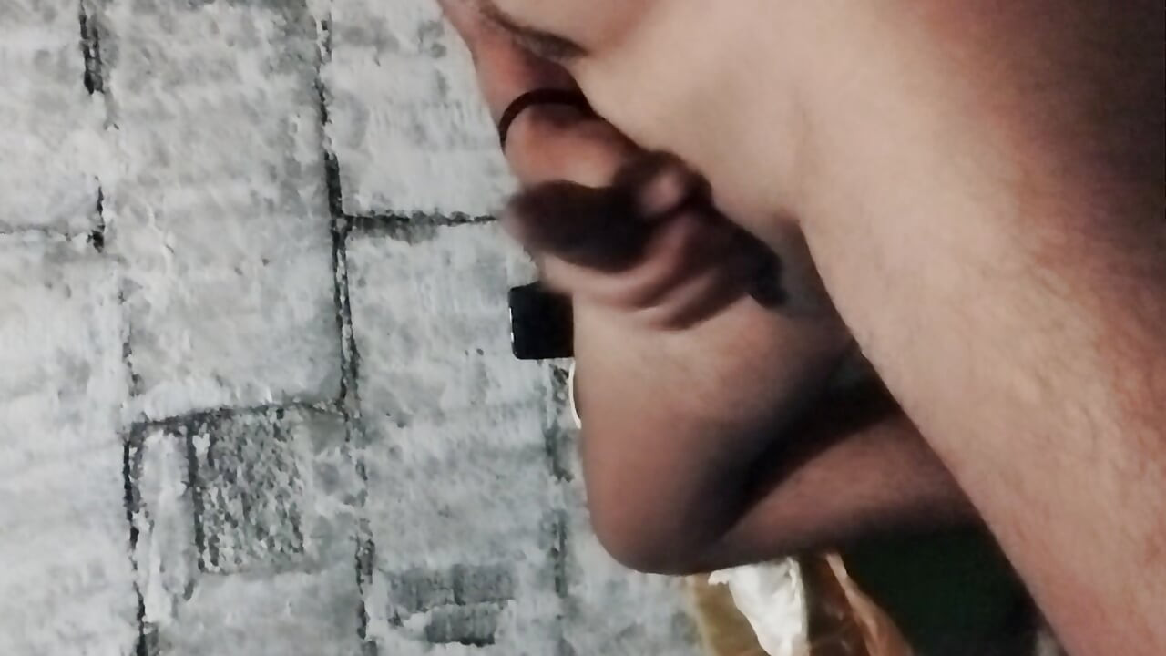 Sekali lagi Alex kembali ke keributan