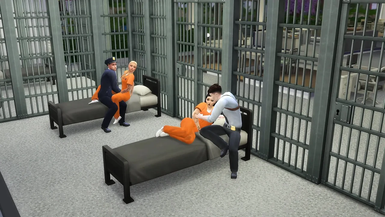 Detective and cop fuck newly arrived prisoners
