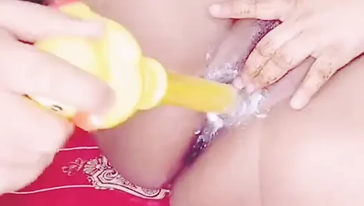 Романтический секс жены мужа с игрушкой