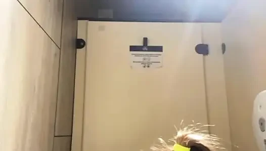 Extreme fucking anal in the gym with jucielussie