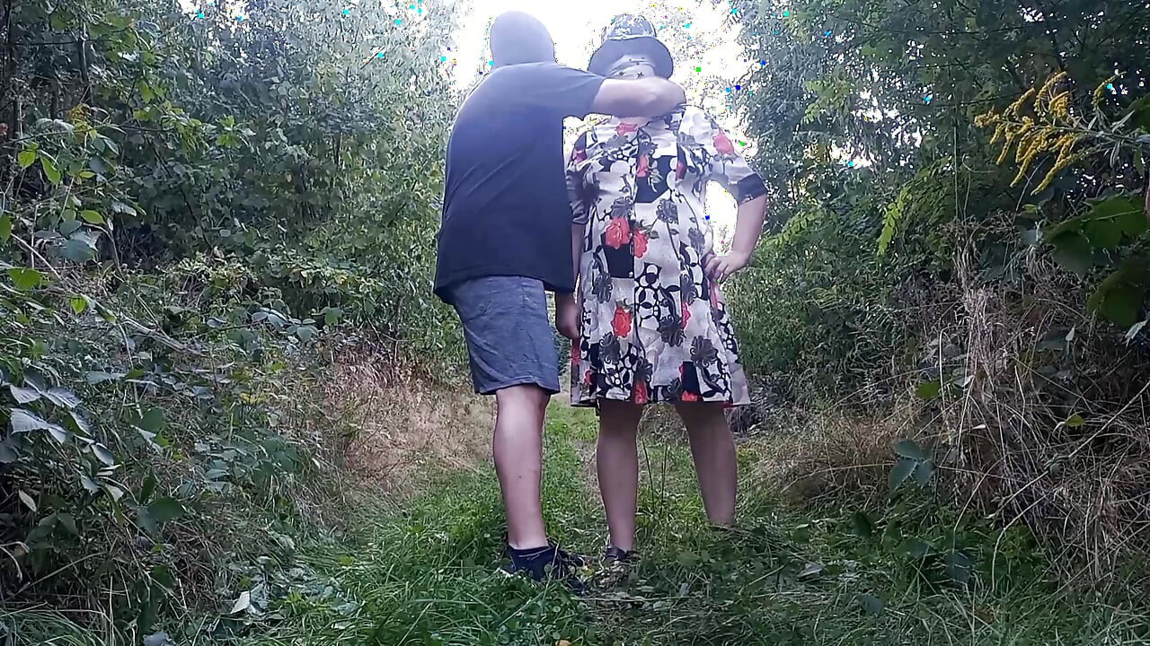 0053 Submissive Female Training Outdoors