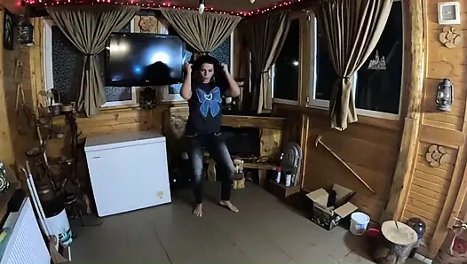 Все о горло - глубокая глотка милфы, наружу сиськи и контроль спермы