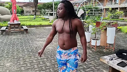 Sperma schwimmen im pool, harter sex im wasser, doppelter orgasmus