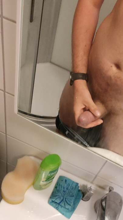 Branlette dans le bain