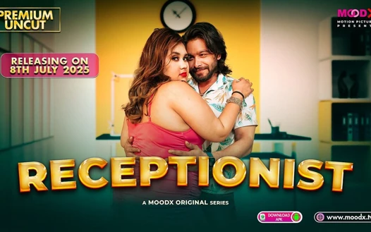 Resepsionis hot dan seksi dengan besar dan cowok berotot India berhubungan seks di kamar hotel