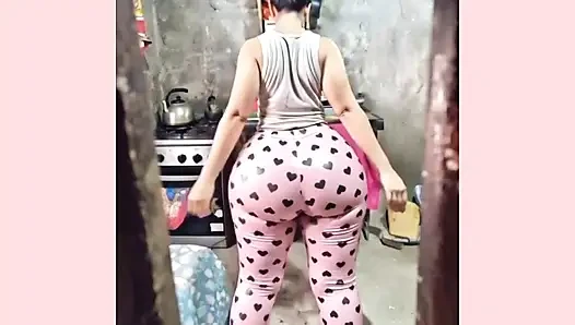 Pink leggings butt