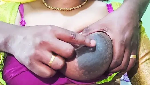 Indian hot wife bedroom Came out mouth with Boyfriend