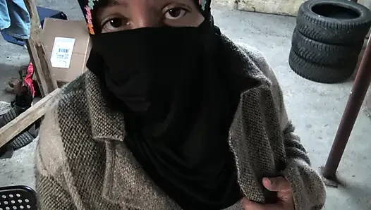 Geiles muslimisches mädchen hat sex während des ramadan