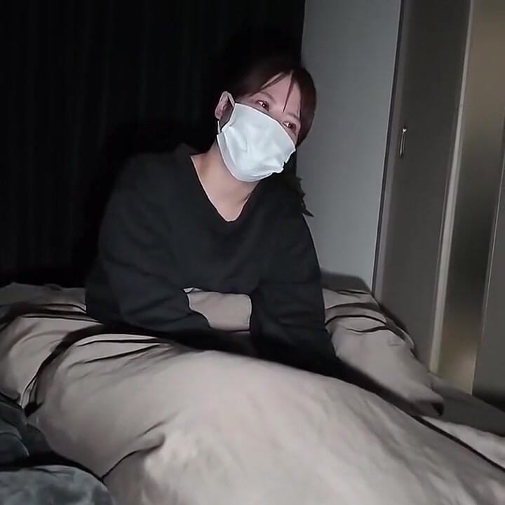 Gravure Level Face and Body Alluring F Cup Clinic Staff Shares a Sensual New Year First Treatment Moment - Part2