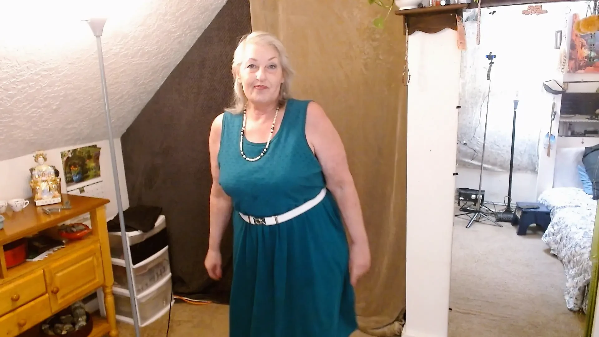 1431 来自丰满性感熟女Dawnskye1962的Peter的高潮红G串