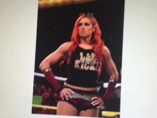 La diva della WWE Becky Lynch omaggio 01
