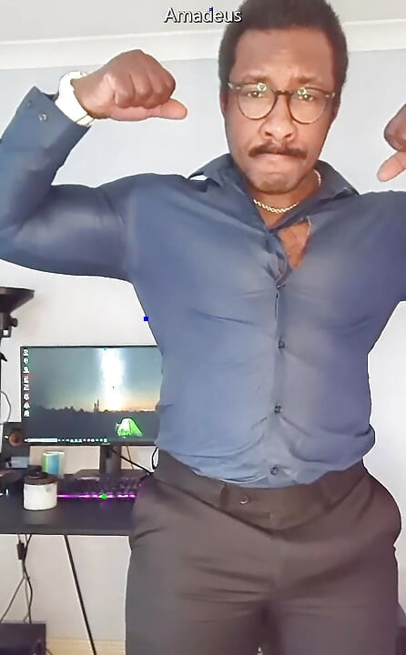 The Reason I Cant Were Shirts. My Muscles to Big for This