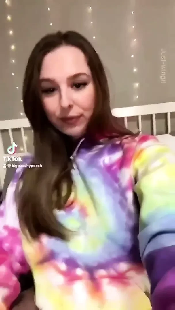 Tiktok girl nudes