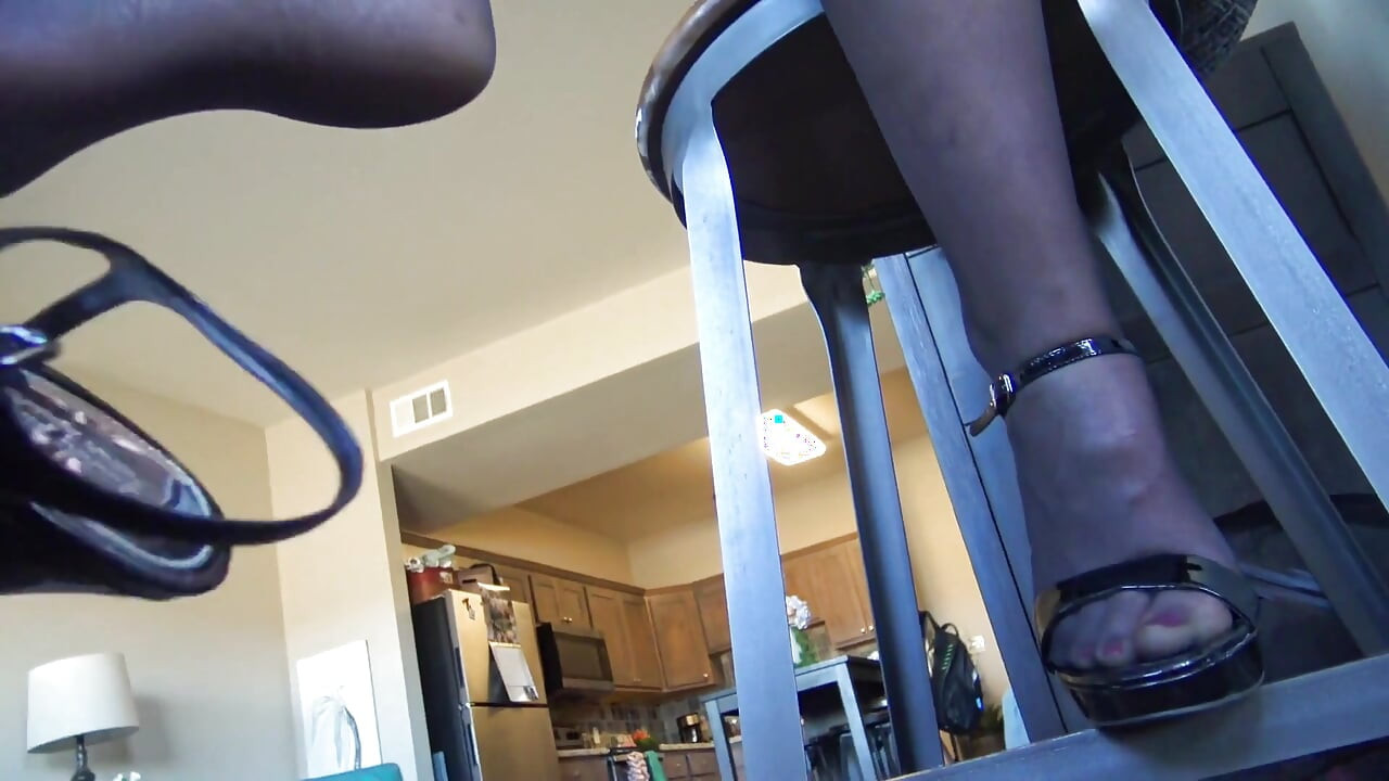 POV-nylon-fußanbetung!