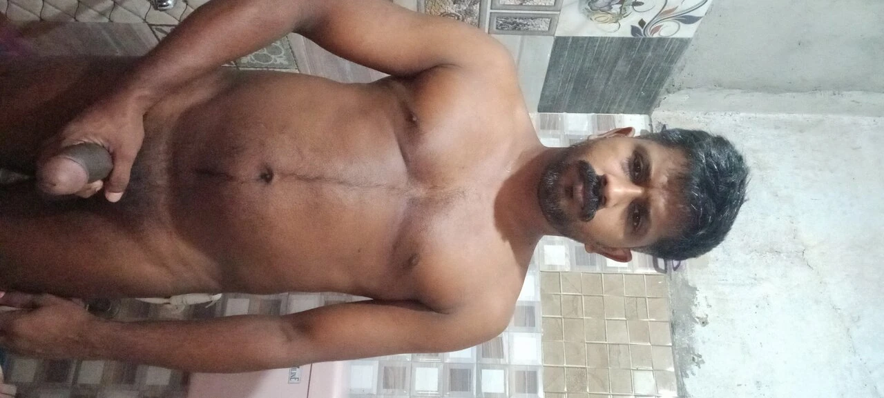 Budak Mallu mandi selepas melancap