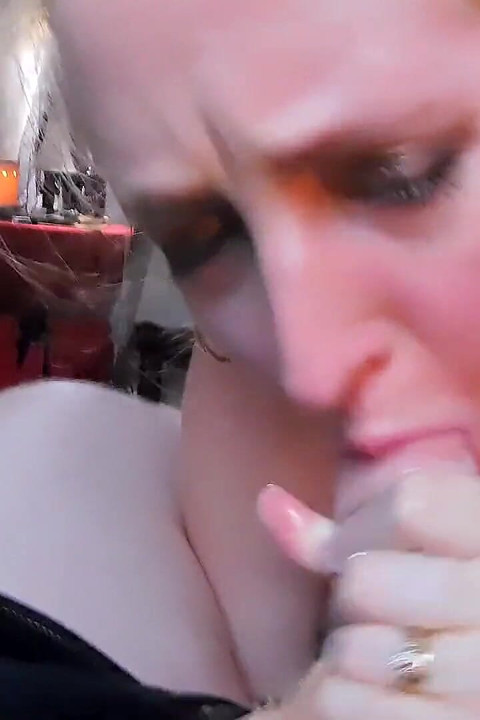 Sloppy Deepthroat Blowjob Big Tits MILF
