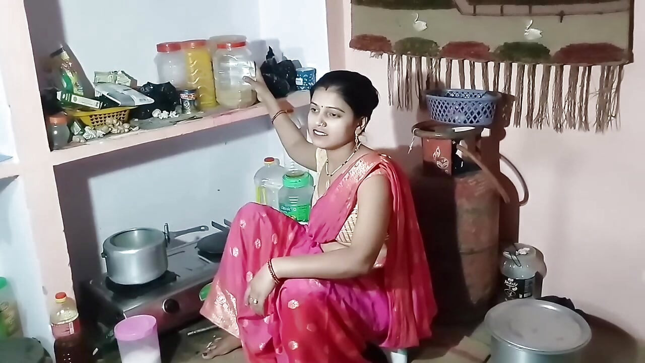 Lund ki bhukhi mother-in-law ko ghodi bana ke choda - Indian big boobs mylf taboo with hindi dirty talking