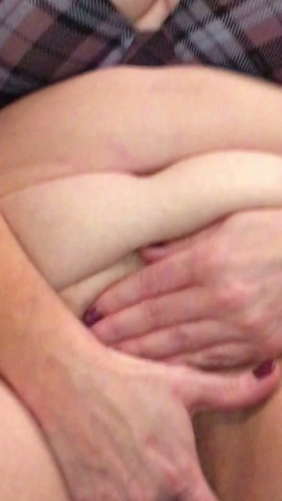 Vulgar Chat with Friend and Showing my Cunt | Clip 3