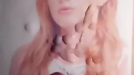 Boşalmak haraç üzerinde bella t