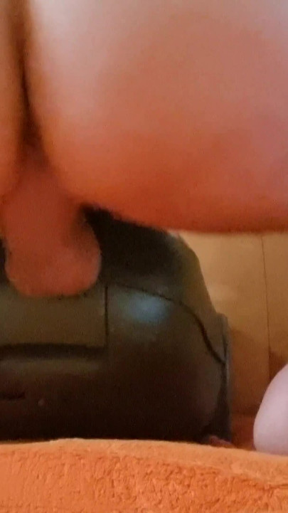 مكنسة كهربائية Throatpie