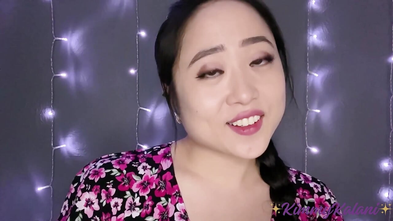 ASMR - oskyldiga asiatiska Kimmy Kalani ger sin första avsugning rollspel