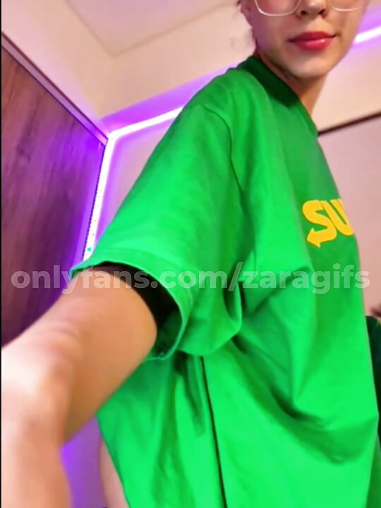 我穿著地鐵T恤的直播摘要