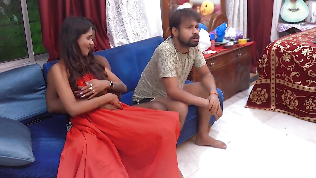 Dost ke samne hi dost ke sauteli bahan ko choda